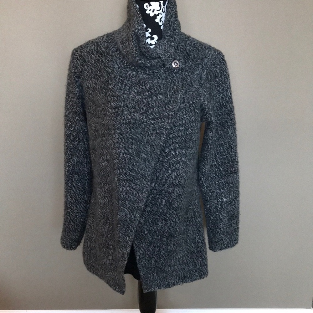 Fuzzy black  grey pullover “poncho” styled top w/attached black stretch lining.